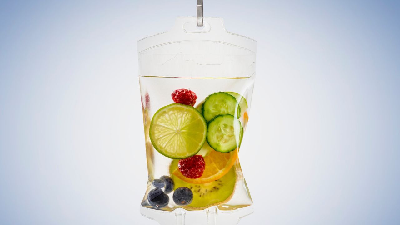 รู้ทัน Methylene Blue IV ก่อนตัดสินใจฉีด เสริมพลังสมอง เพิ่มพลังเซลล์จริงหรือ? เปิดข้อมูลข้อดี ข้อควรระวัง และความเสี่ยงที่หลายคนอาจไม่รู้