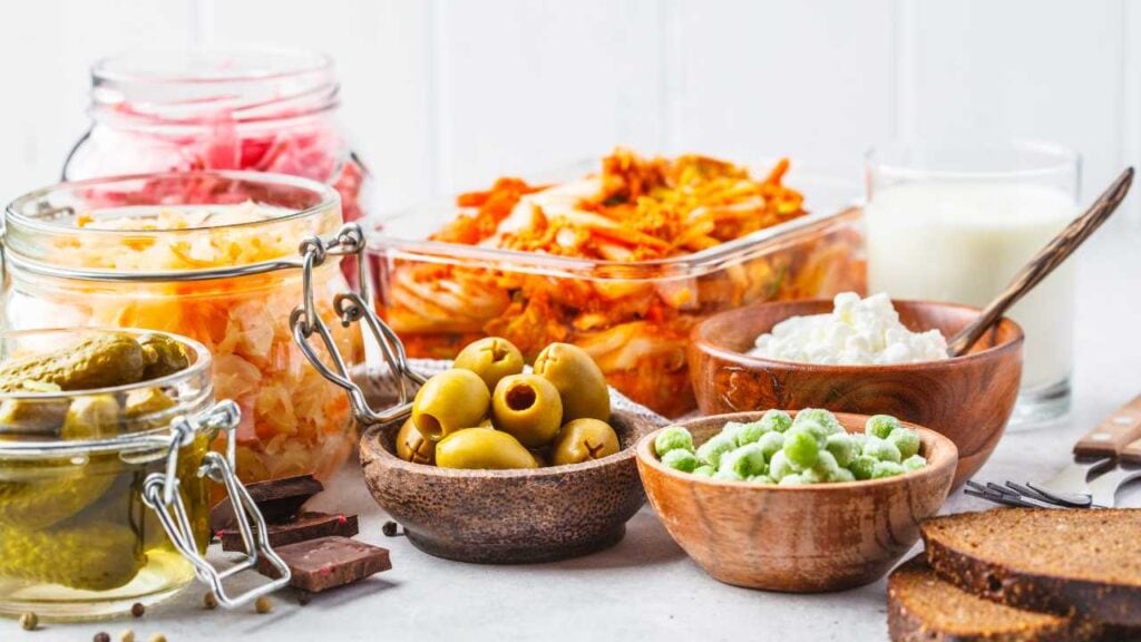 Can probiotics help manage inflammatory bowel disease (IBD) like Crohn’s and ulcerative colitis? Learn how your gut microbiome, probiotics, and diet play a role in inflammation, and what the latest research says.