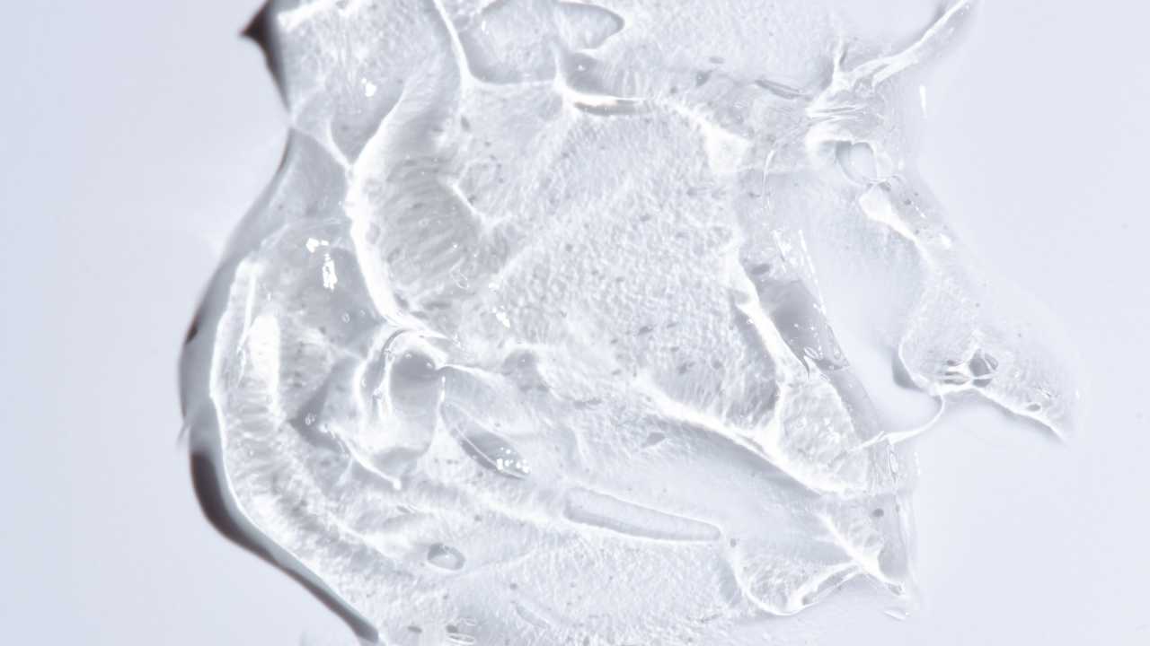 Discover the difference between TB-500 and BPC-157. Find out which healing peptide is right for muscle repair, tendon healing, and faster recovery.