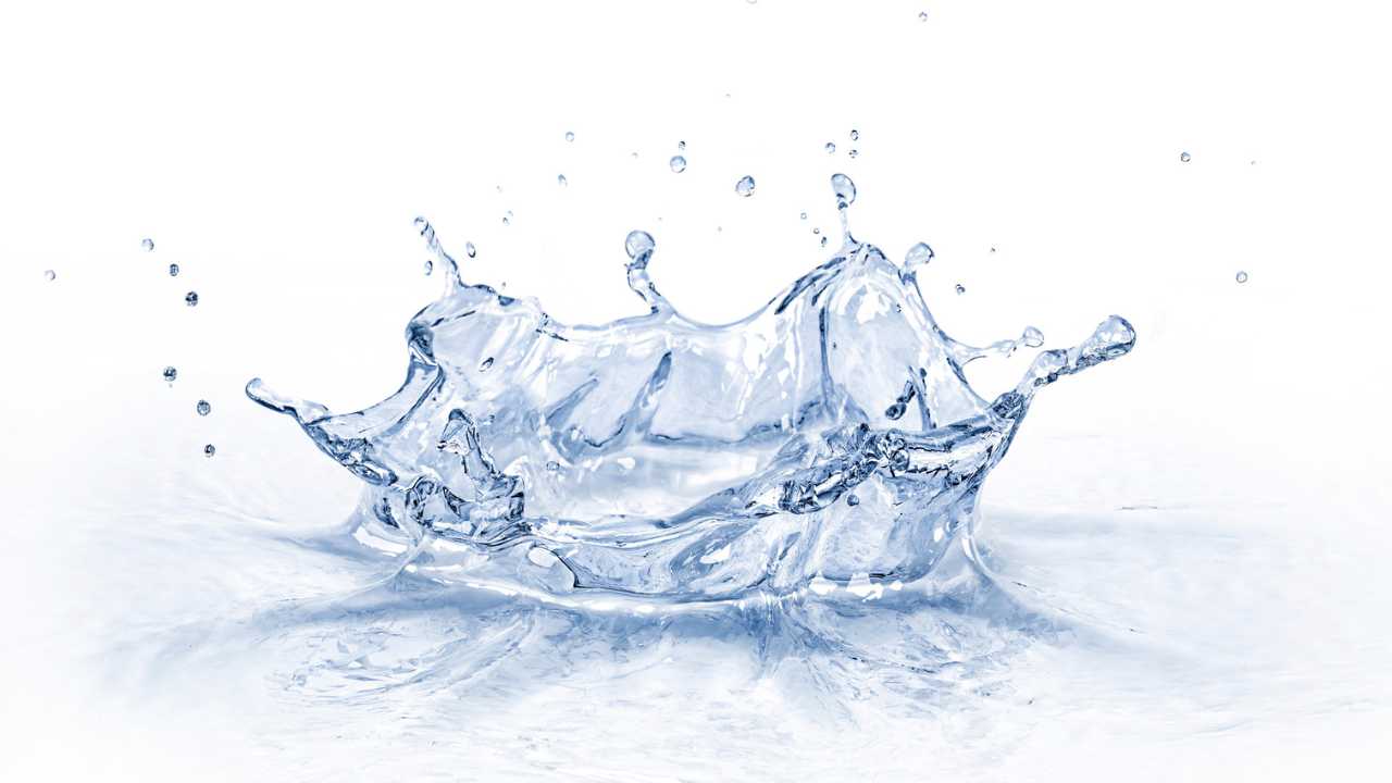 TB500 is a synthetic peptide inspired by Thymosin Beta-4’s healing properties. Learn the science, research findings, benefits, safety issues, and why it’s banned.